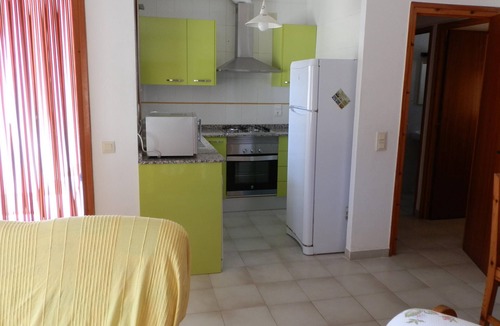 Riumar House | CASA CARPA B,Ideal house for your holidays near the sea, free wifi, optional air conditioning, community pool, pets allowed, dog’s beach