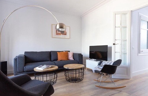 L'Antiga Esquerra de l'Eixample Apartment | Casa Cosi - Eixample 5