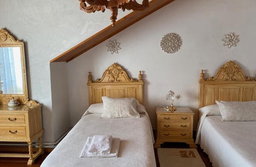 Orazo House | Casa De Cacheiro