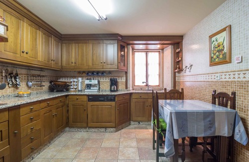 Cundins House | Casa de Verdes rural tourism is an old farmhouse restored.