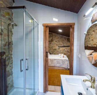 Sober House | Casa Pion