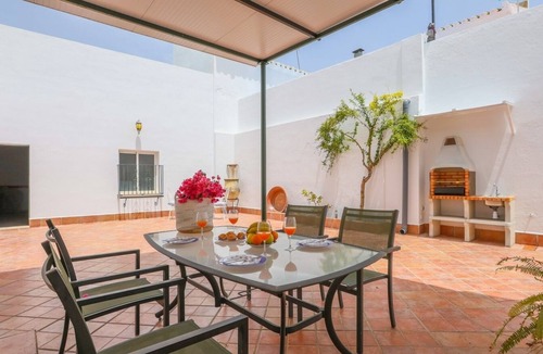 La Lantejuela Villa | Casa Rural El Berraquero Lantejuela by Ruralidays