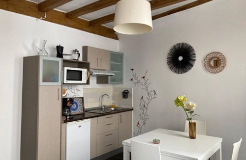 Central District Villa | Central apartment in Granada - 4 guests