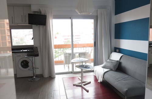 Puerto de la Cruz Apartment | Central Loft in Puerto de la Cruz with Wifi and close to Playa Jardín