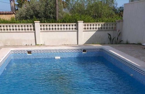 Alcanar Villa | Chalet between MER and MONTAGNE, 4 bedrooms, WIFI and free satellite TV