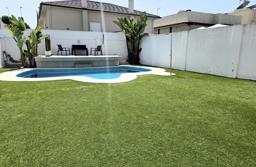 Punta Umbria House | Chalet con jardin privado y piscina para disfrutar con la familia y amigos
