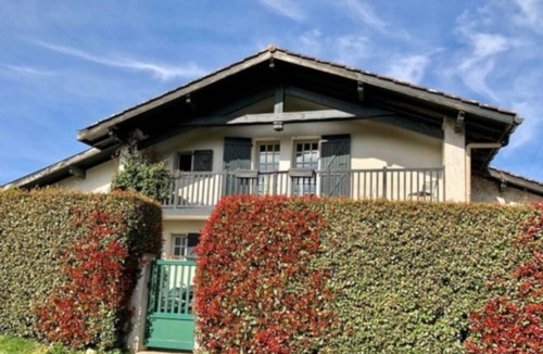 Ahetze House | Charming typical Basque house, located between sea and mountains.