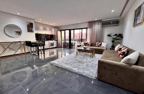 El Hara Apartment | Chic Duplex Central Luxury 3 Suites et Wi-Fi