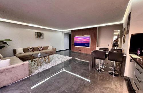 El Hara Apartment | Chic Duplex Central Luxury 3 Suites et Wi-Fi
