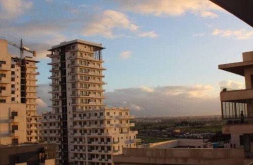 Ain Harrouda Apartment | Chic, secure apartment, swimming pool and close to the sea