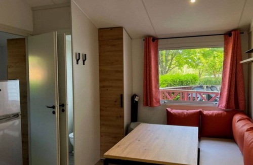 Espelette House | Comfortable mobile home with terrace in Espelette for 5 people