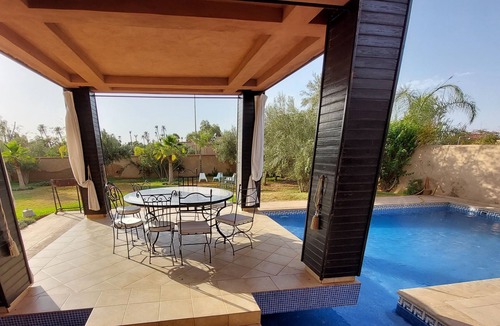 Annakhil Villa | Comfortable villa with large garden and private swimming pool