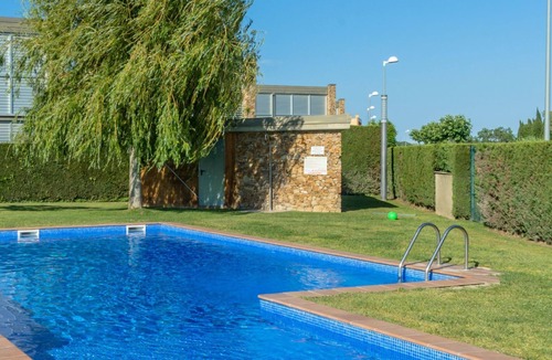 Albons House | Costabravaforrent Gavarres, für 6 Personen mit Gemeinschaftspool by Interhome