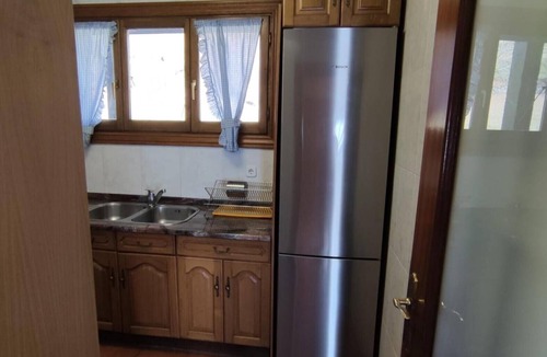 Elbete House | Country House 'Autxikoborda Bajo' with Mountain View, Private Garden and Wi-Fi