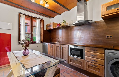 Aronces House | Country House 'Casa De Arriba' with Mountain View, Private Garden and Wi-Fi