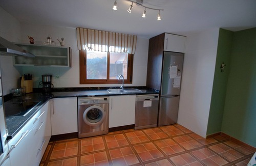 Codo House | Country House 'El Altero' with Sea View, Wi-Fi and Air Conditioning