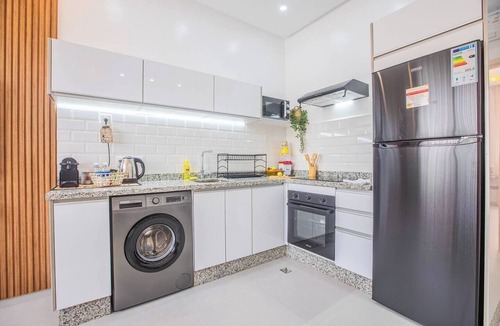 Imi Ouaddar Apartment | Couple Haven Workspace & WiFi 200Mb/s Free Parking