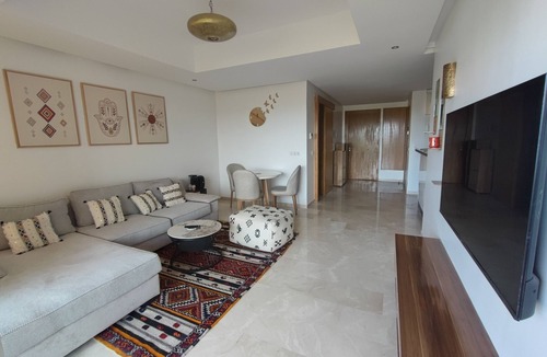 Tamrhakht Apartment | Cozy 1 bedroom apparemment with private terrace, golf and ocean view