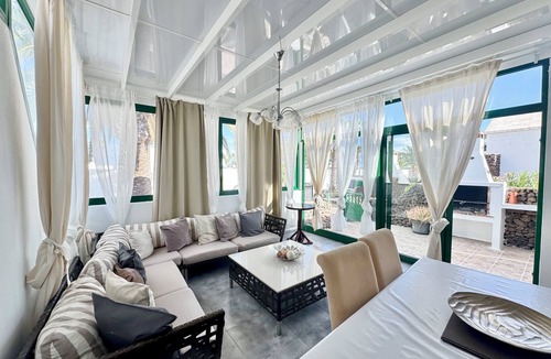 Playa Blanca Villa | Cozy Villa at Las Terracitas/Internet &+Alarm+English TV