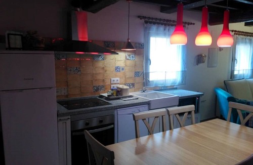 Jarandilla de la Vera Apartment | CR * Planeta Vera Apartment (Castaño) designed for families and groups