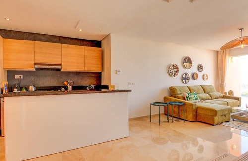 Tamraght Apartment | Duplex-Apartment-Deluxe-Mobility bath-Sea view