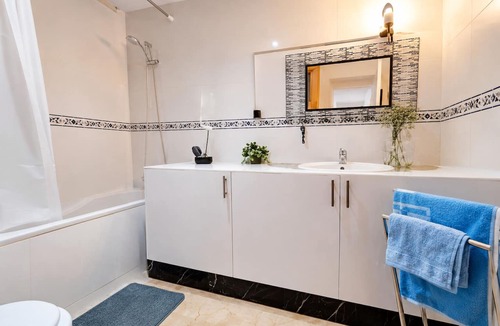 Semlalia Apartment | Elegant 2BR Apartment in Gueliz with Pool & Private Parking