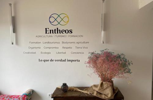 Lerin Hostel | Entheos