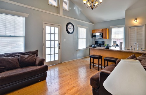 El Aggada House | Entire House Near Texas Tech Medical Center-2min