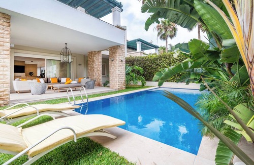 Dar Bouazza House | Exceptional Villa with Pool, Jacuzzi, and Sauna—2 Minutes from the Beach