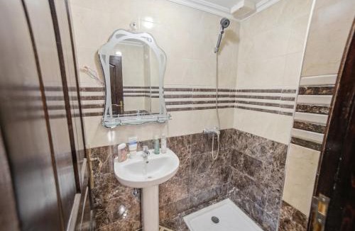 Cite El Houda Apartment | Family Friendly Cozy Flat 7 Min to Sea