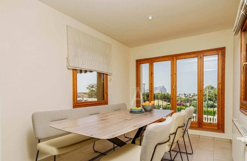 Urbanitzacio la Fustera House | Fantastic villa with sea views, lots of peace and quiet, large pool, close to the beach