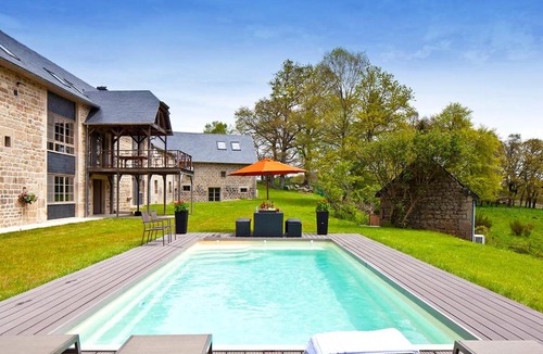 Peyrelevade Apartment | Freyssanges