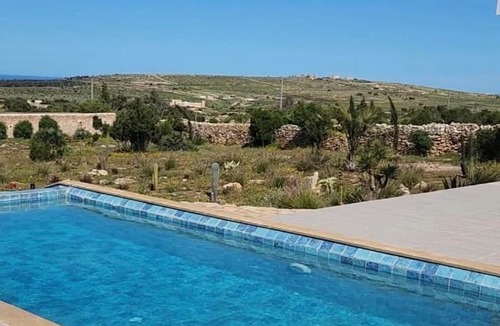 Ounagha Villa | Glass house