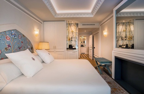 Central District Hotel | Gran Hotel Claridge Granada - Preferred Hotels & Resorts