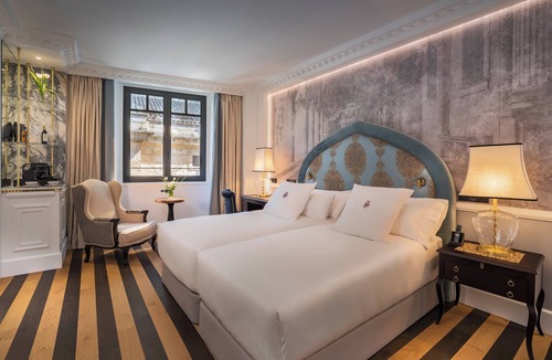Central District Hotel | Gran Hotel Claridge Granada - Preferred Hotels & Resorts