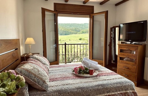 Guemes House | Gran villa con jardín - Villa El Quejigal 13800
