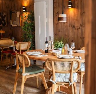 Biscarrosse Hotel | Hôtel - Restaurant Atlantide