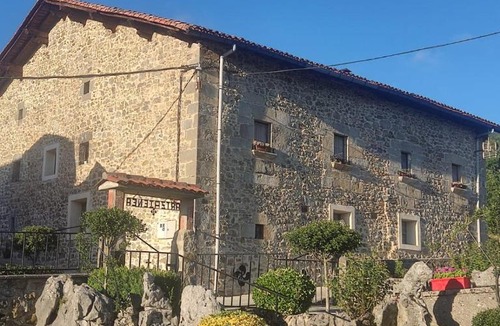 Larraun House | Hermoso Caserío Navarra. (Madoz)