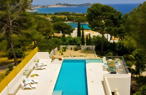 Capdepera House | Holiday Home 'Blanca' with Sea View, Wi-Fi and Air Conditioning