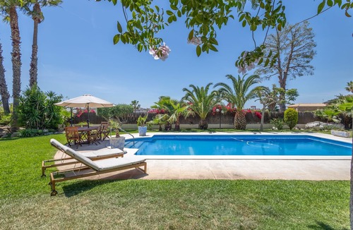 Segur de Calafell House | Holiday Home 'Elegance, Privacy, and Comfort' with Sea View, Private Pool and Wi-Fi