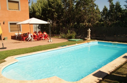 Humanes Villa | Homerez - Big villa for 12 ppl. with swimming-pool at Cerezo de Mohernando