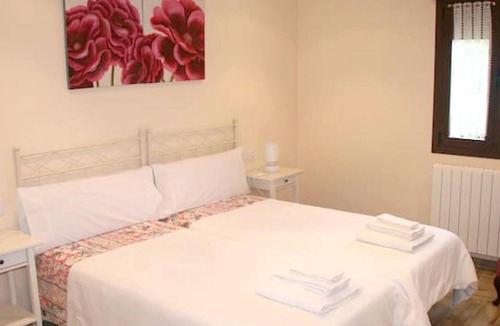 Puente-Arenas House | Homerez - House for 10 ppl. with garden and terrace at Merindad de Valdivielso