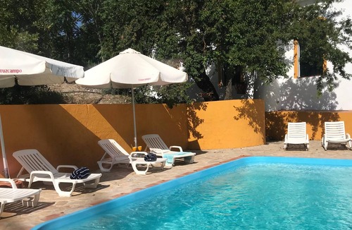 Osuna Villa | Homerez - Spacious villa for 6 ppl. with swimming-pool and terrace at El Saucejo
