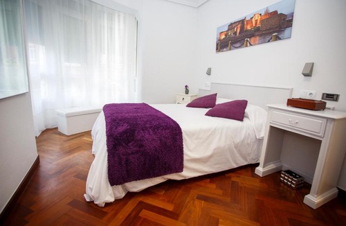 La Coruna Hotel | Hostal Costa Coruña