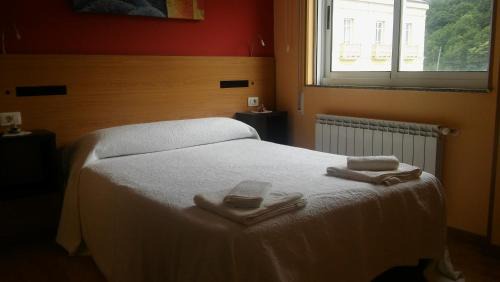 Triacastela House | Hostal-Meson Vilasante