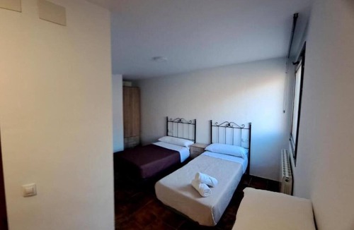 Monterde de Albarracin Hostel | Hostal Restaurante Monterde d Albarracín