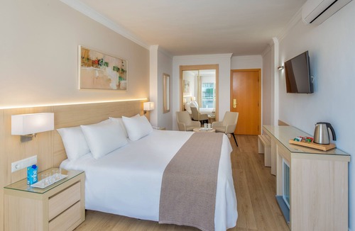 Benalmadena Costa Hotel | Hotel Las Arenas, Affiliated by Meliá