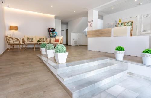 Conil de la Frontera City Center Hotel | Hotel OASIS CENTRO