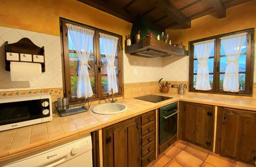 Parres House | House