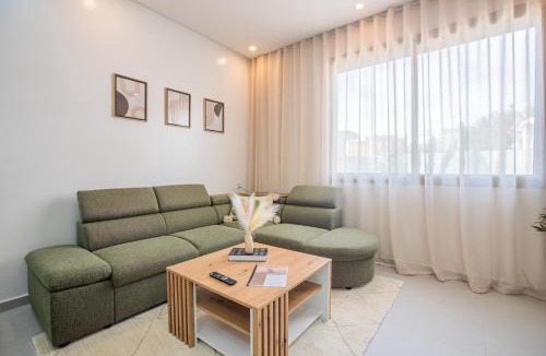 Imi Ouaddar Villa | Imi Villa with 4 Apartments Walk to Beach&Rooftop